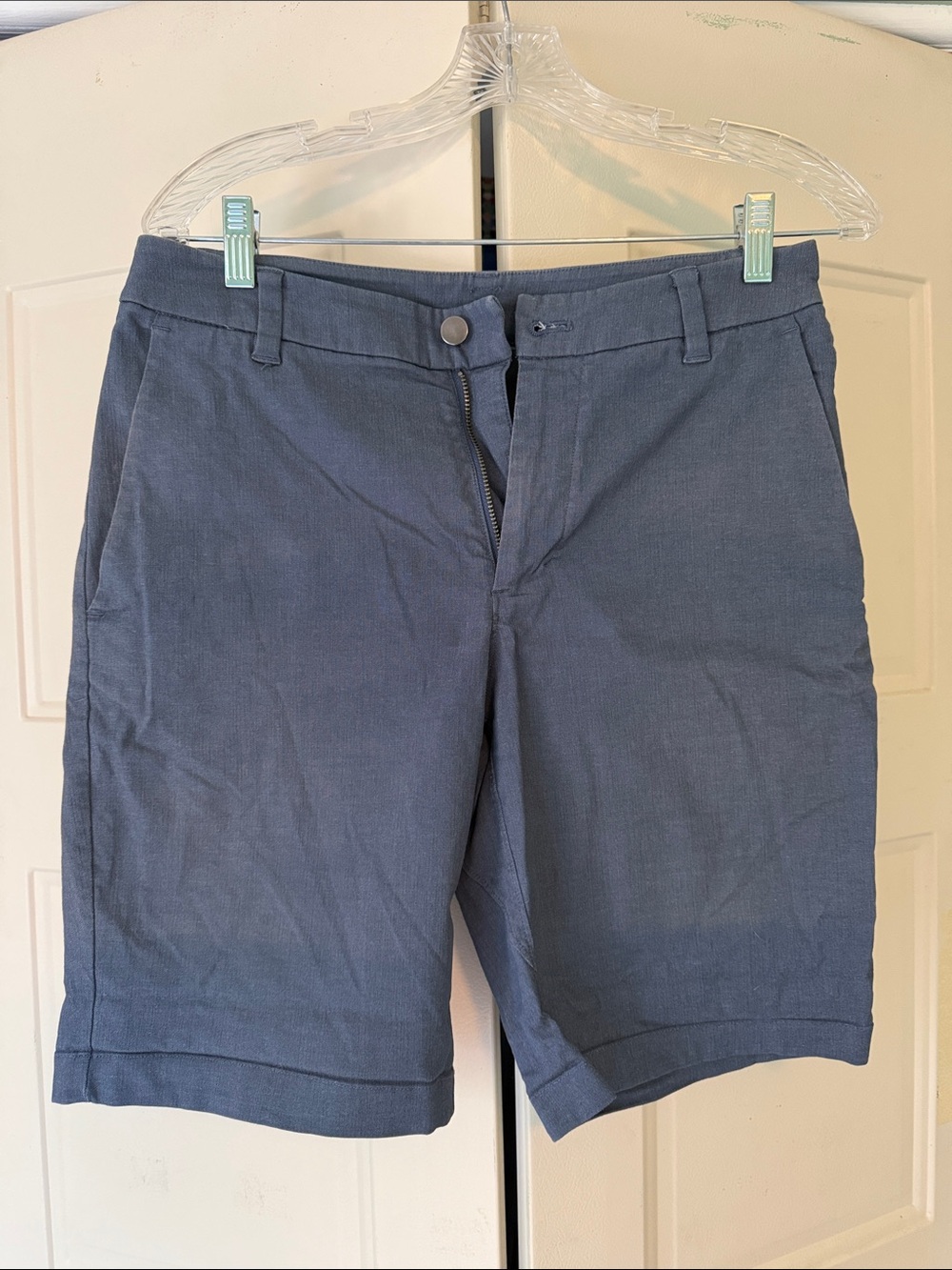 Lululemon men’s shorts 9 inch inseam size 28